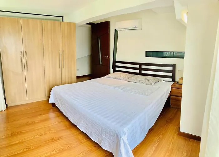 Spacious And Cozy 2-br In Appartamento