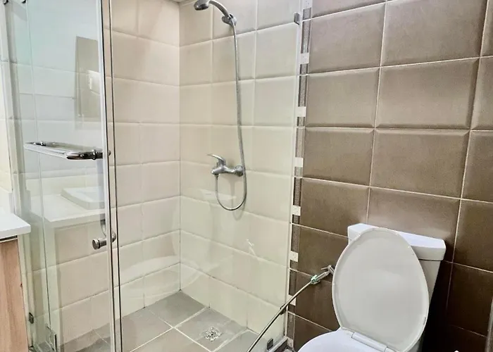 Spacious And Cozy 2-br In Appartamento